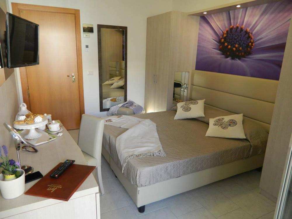 Hotel Majorca Milano Marittima Ngoại thất bức ảnh